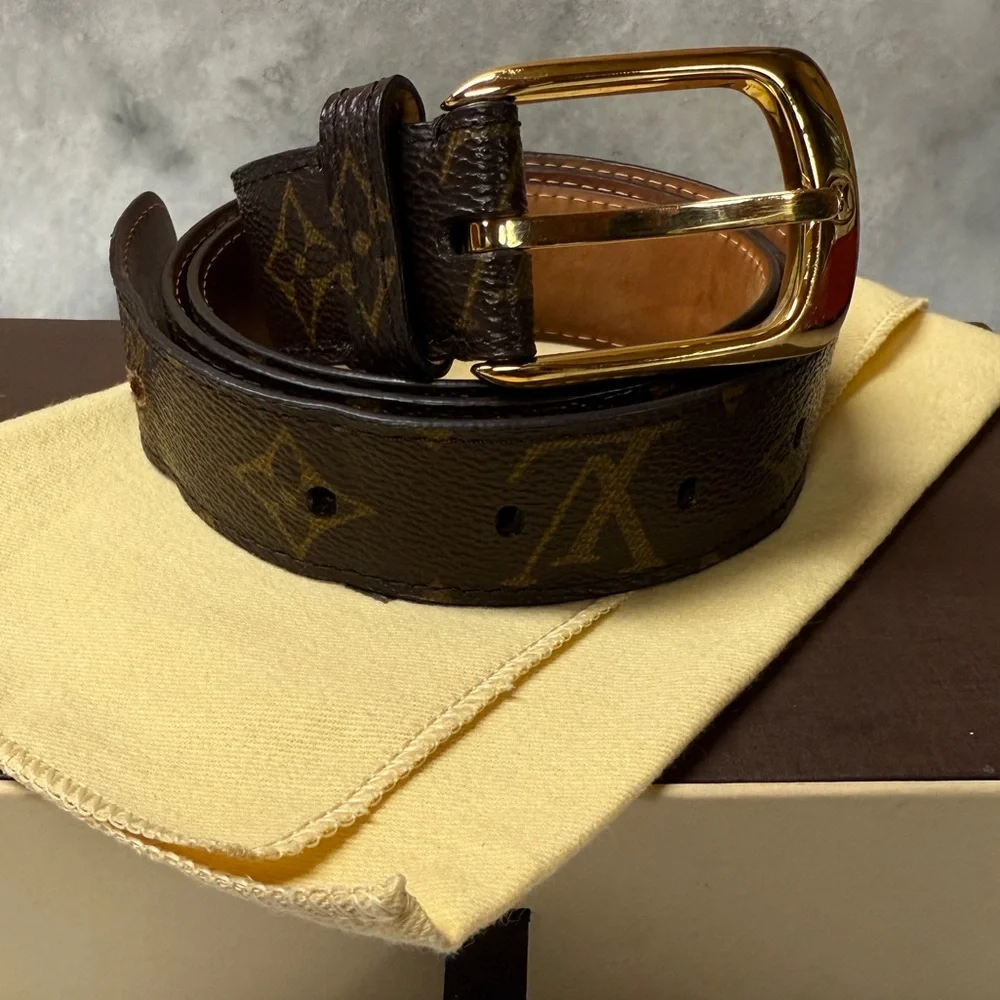 LOUIS VUITTON CURVED BELT SIZE 90 dust bag and box added extra hole